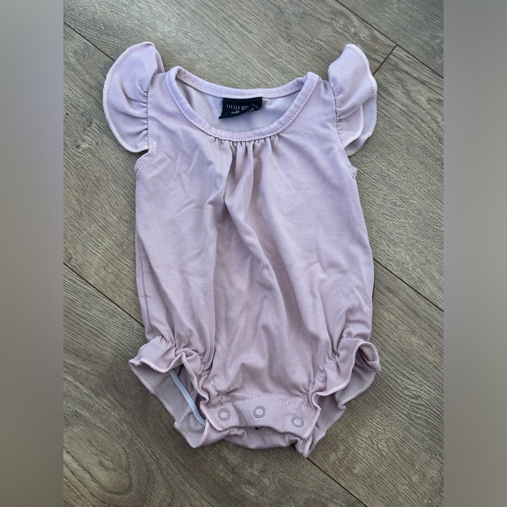 Little Bipsy romper 0-3
